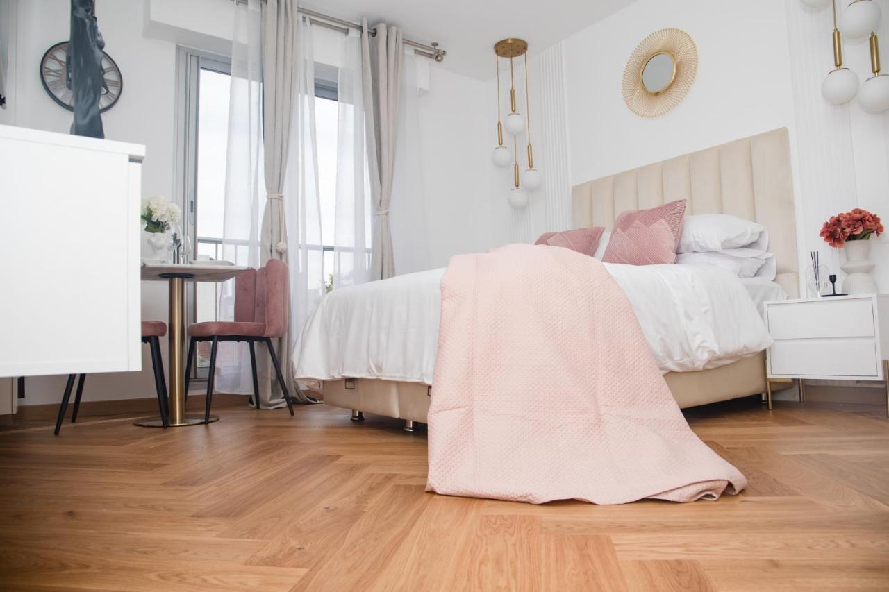 Paris' Premium Romantic Studio Extérieur photo