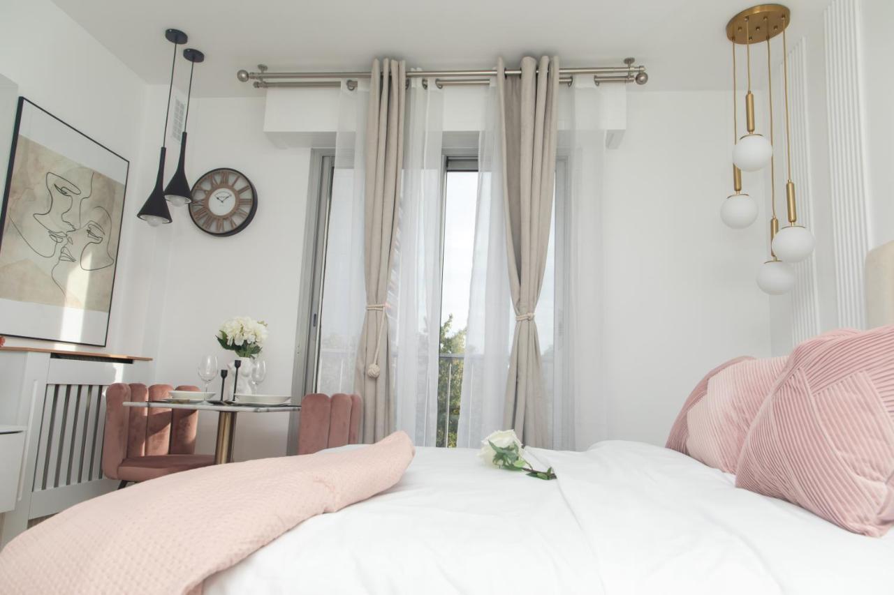 Paris' Premium Romantic Studio Extérieur photo